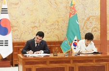한-투르크메니스탄 협정서명식